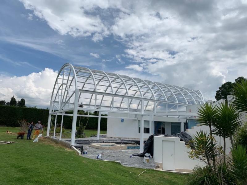 Proyecto: Pintura estructura metálica de cubierta Piscina