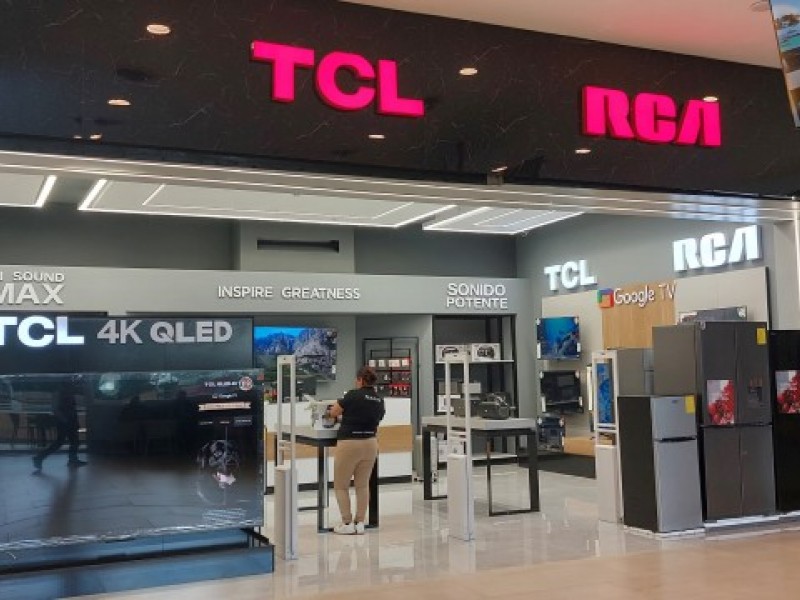 Generación de Valor con la Renovación del Local de TCL en el Mall Scala, Cumbayá